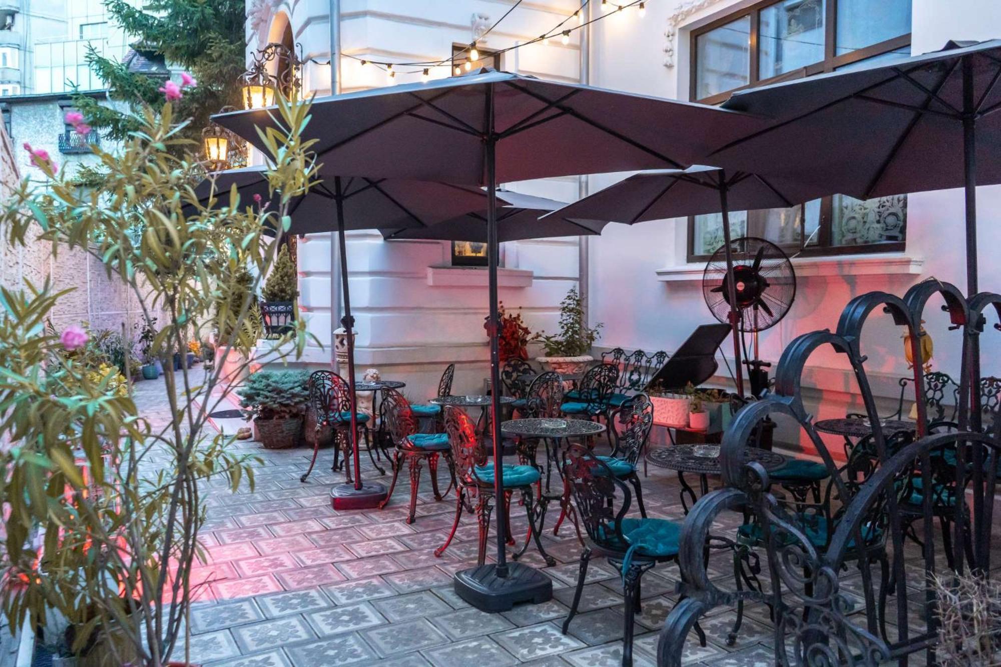 Conacul Coroanei Luxury Boutique Hotel Bucharest Luaran gambar