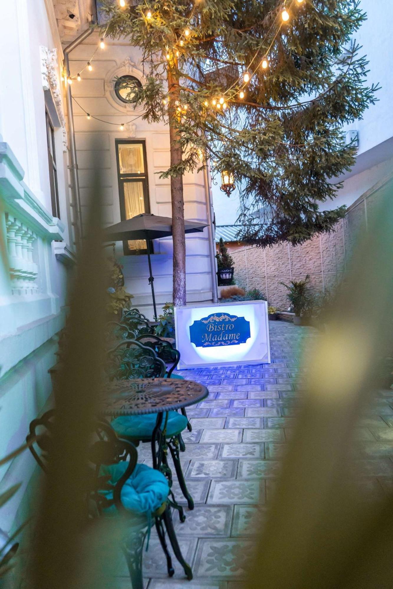 Conacul Coroanei Luxury Boutique Hotel Bucharest Luaran gambar