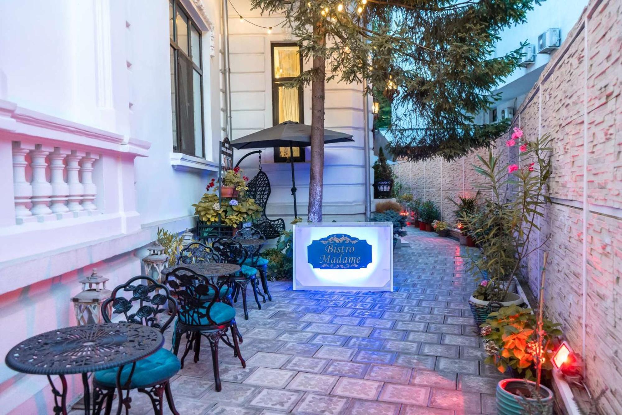 Conacul Coroanei Luxury Boutique Hotel Bucharest Luaran gambar