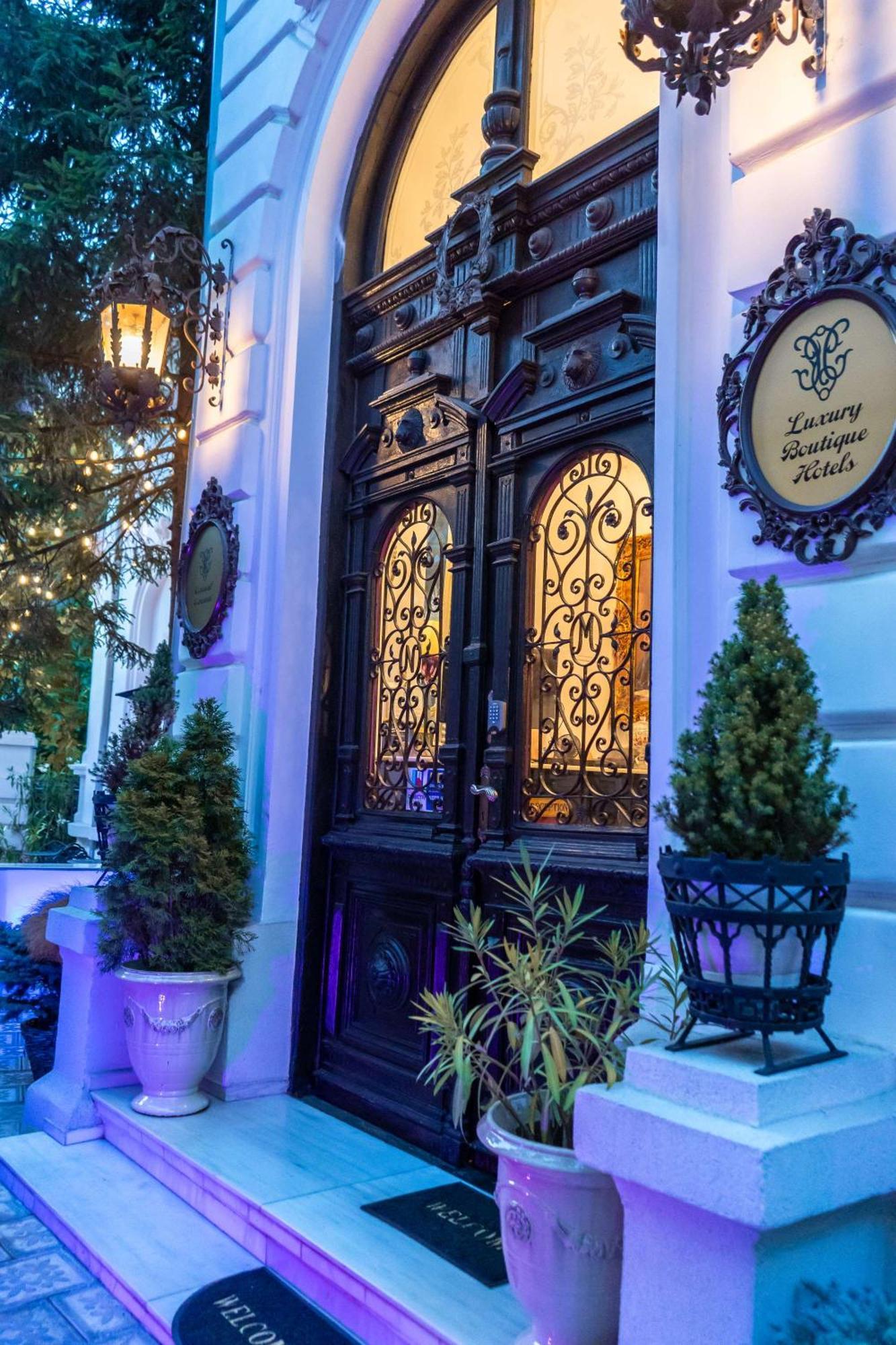 Conacul Coroanei Luxury Boutique Hotel Bucharest Luaran gambar