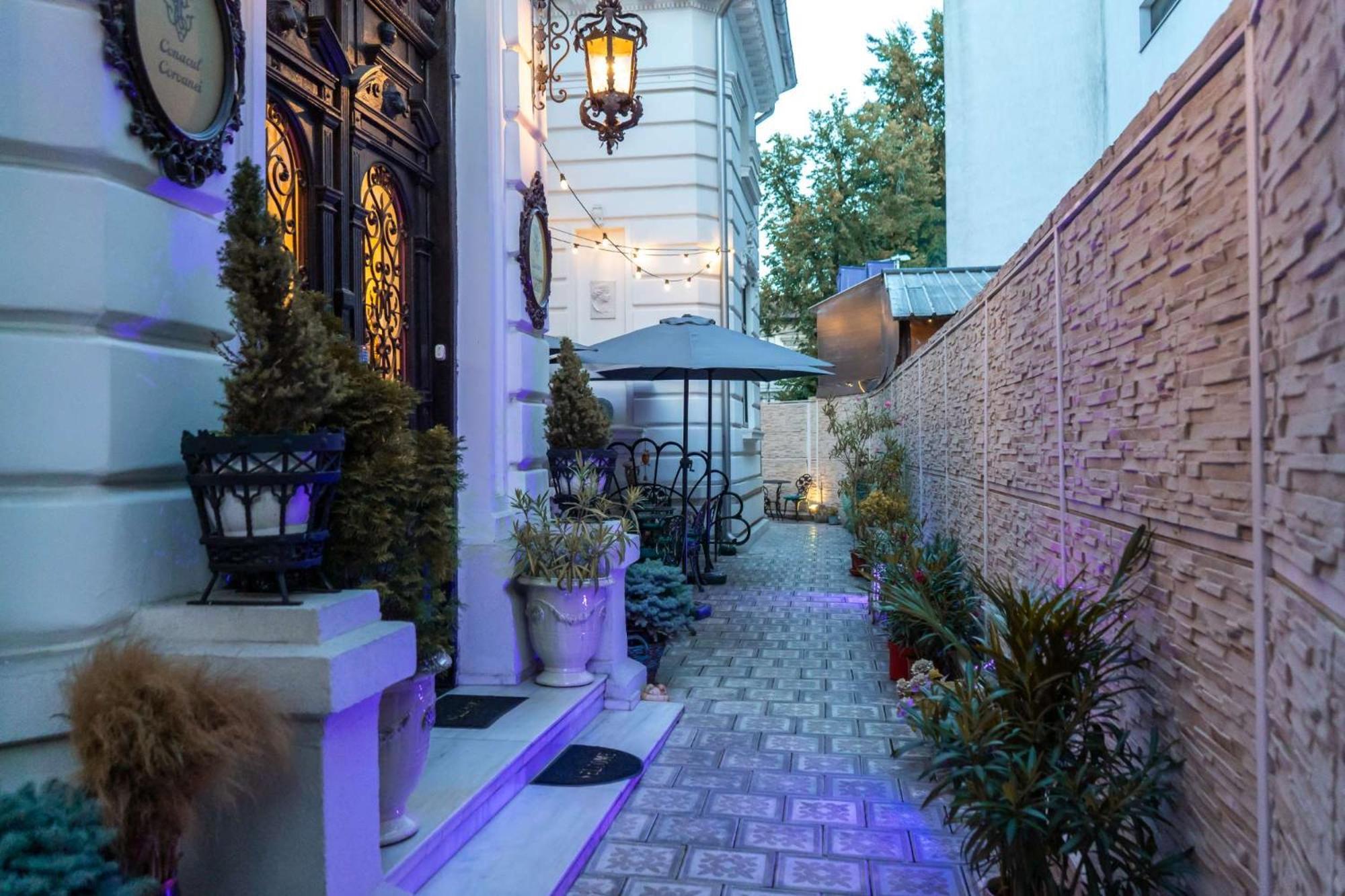 Conacul Coroanei Luxury Boutique Hotel Bucharest Luaran gambar