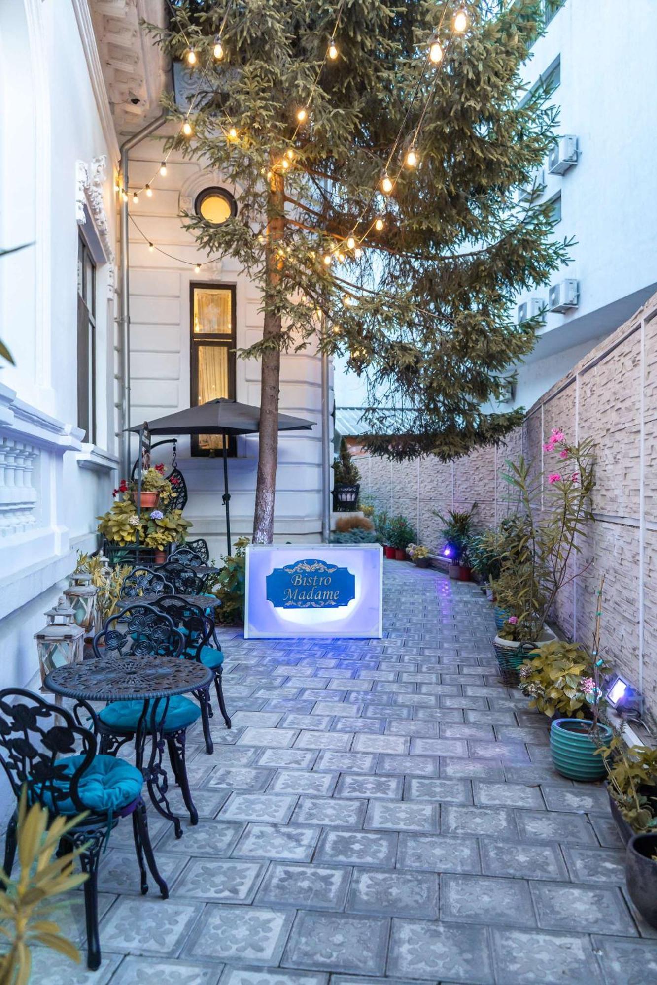 Conacul Coroanei Luxury Boutique Hotel Bucharest Luaran gambar