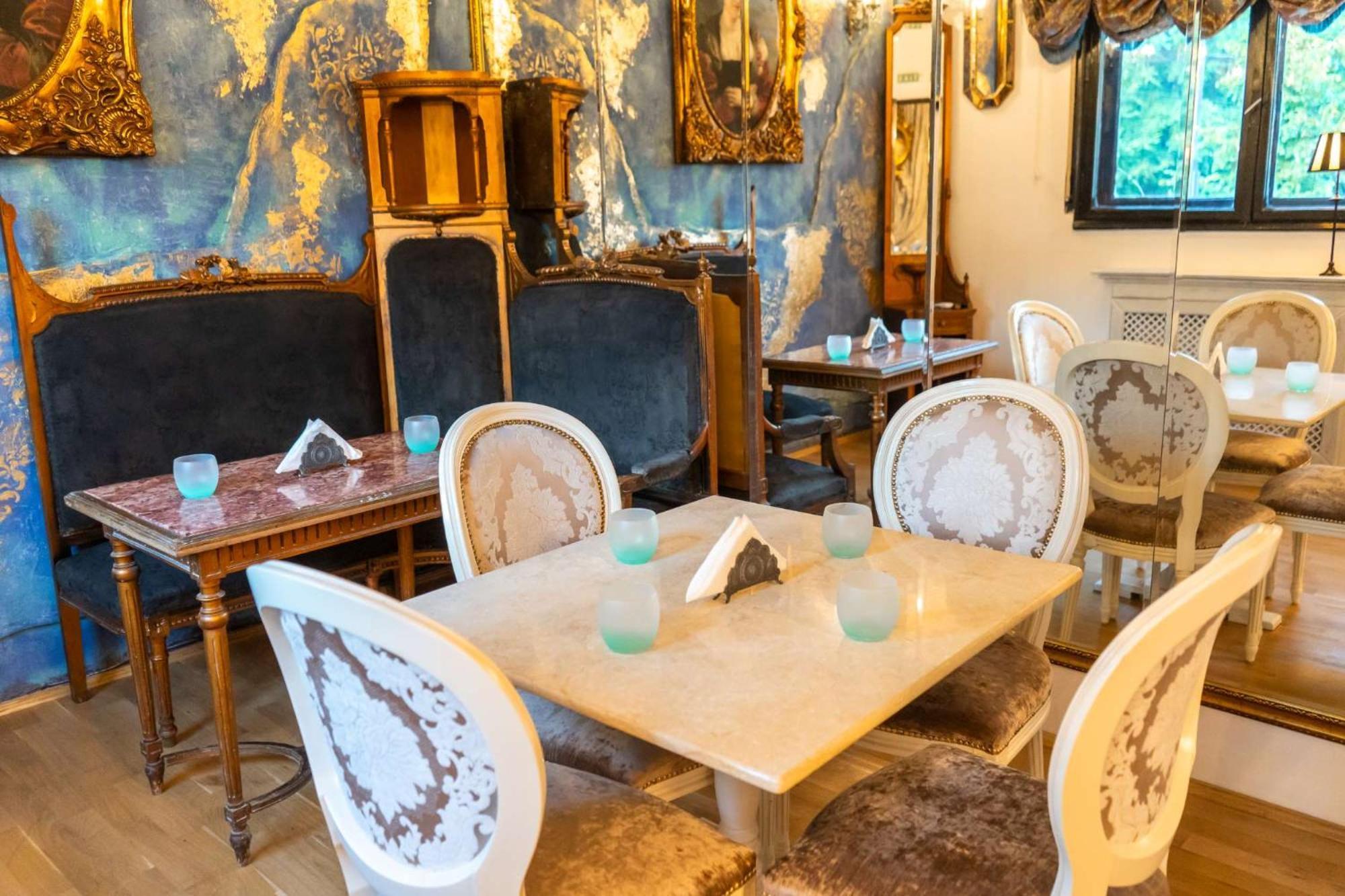Conacul Coroanei Luxury Boutique Hotel Bucharest Luaran gambar
